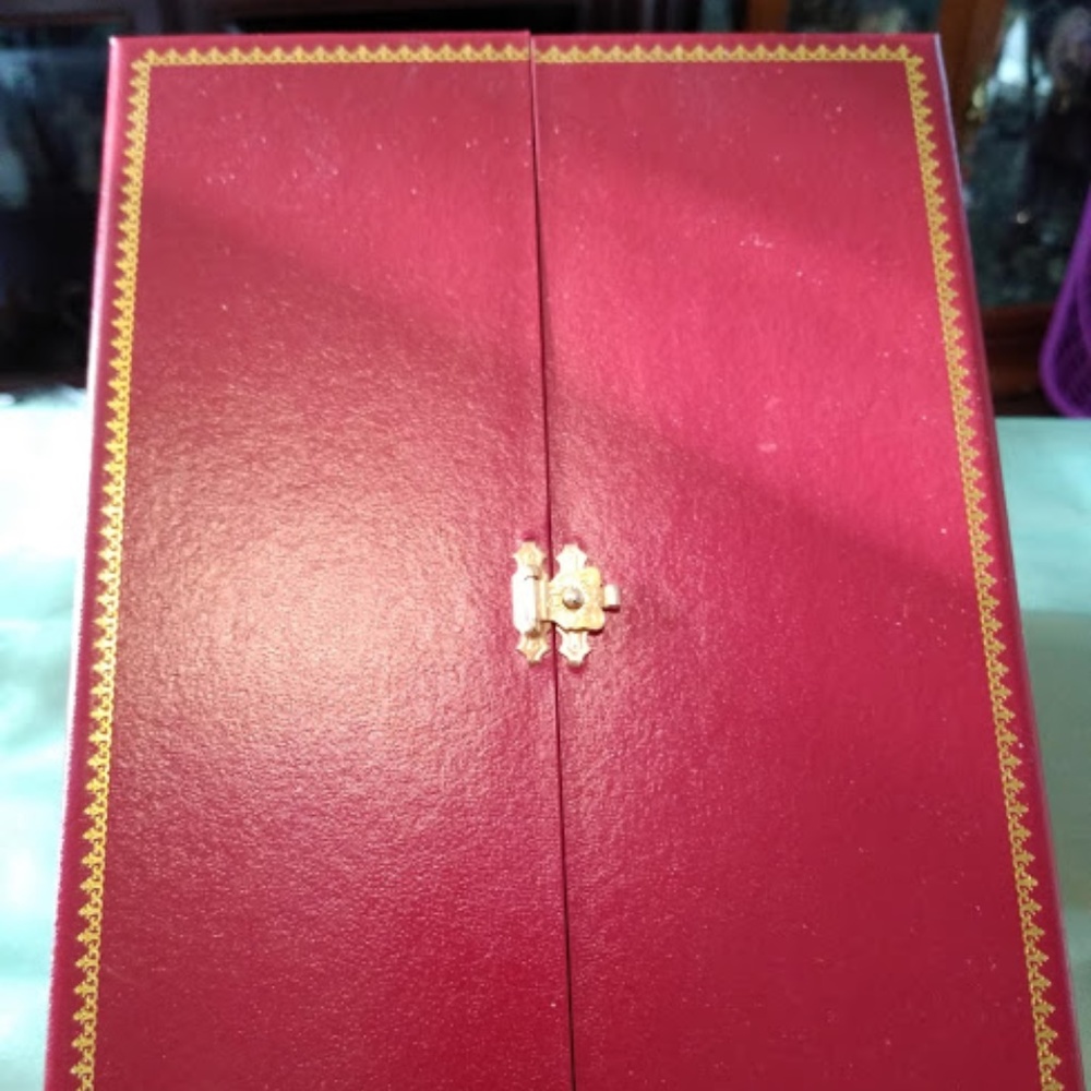 Red Ring Case